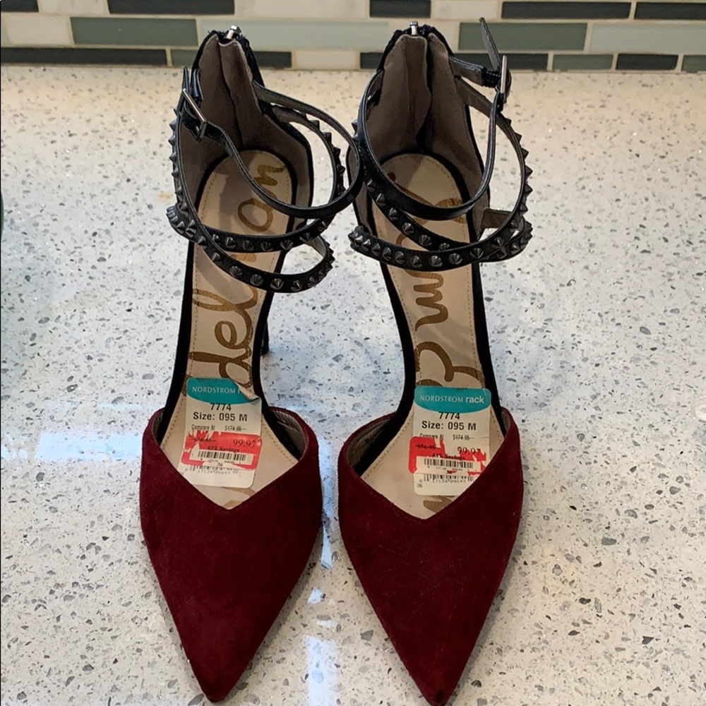 Rock ‘n’ roll strappy heels
